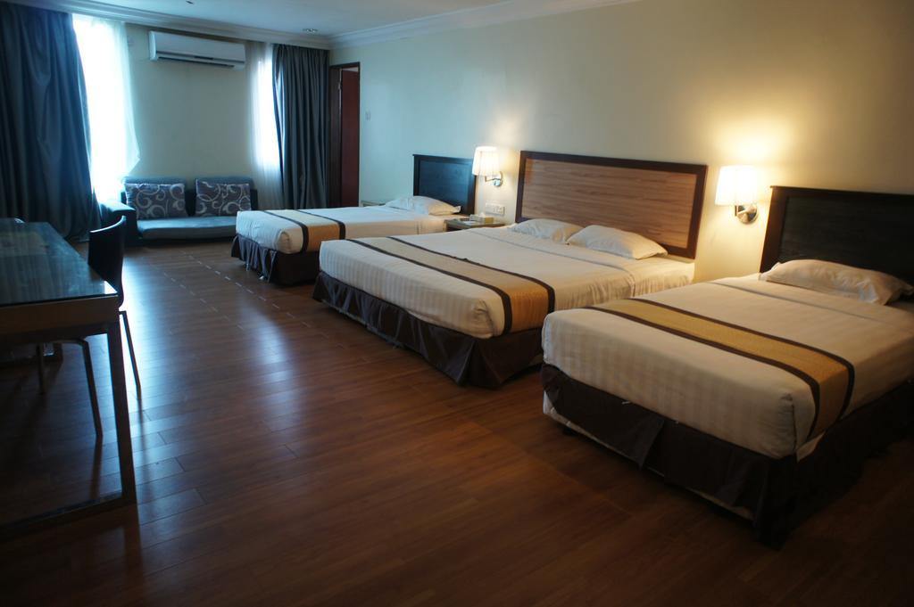 Tyng Garden Hotel SDK Екстериор снимка