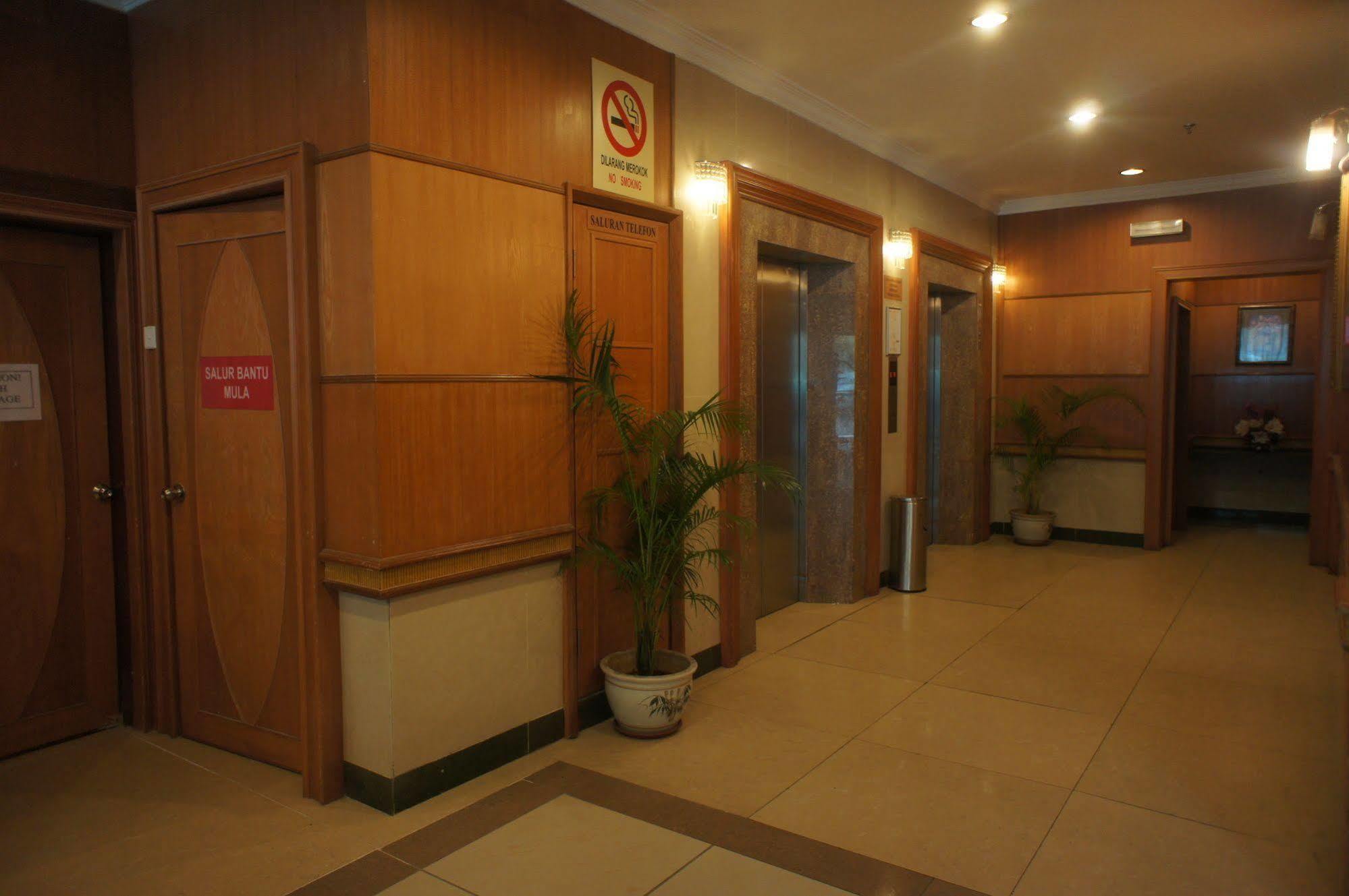 Tyng Garden Hotel SDK Екстериор снимка