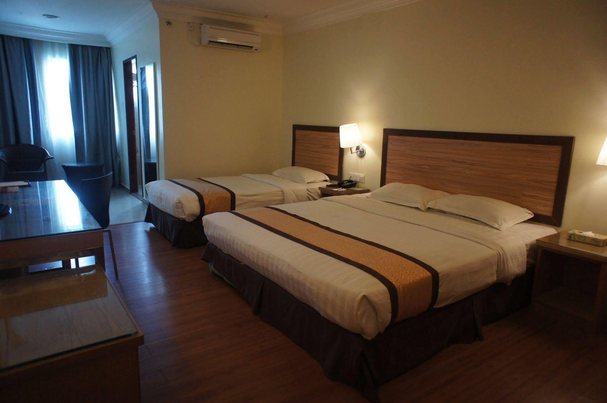 Tyng Garden Hotel SDK Екстериор снимка