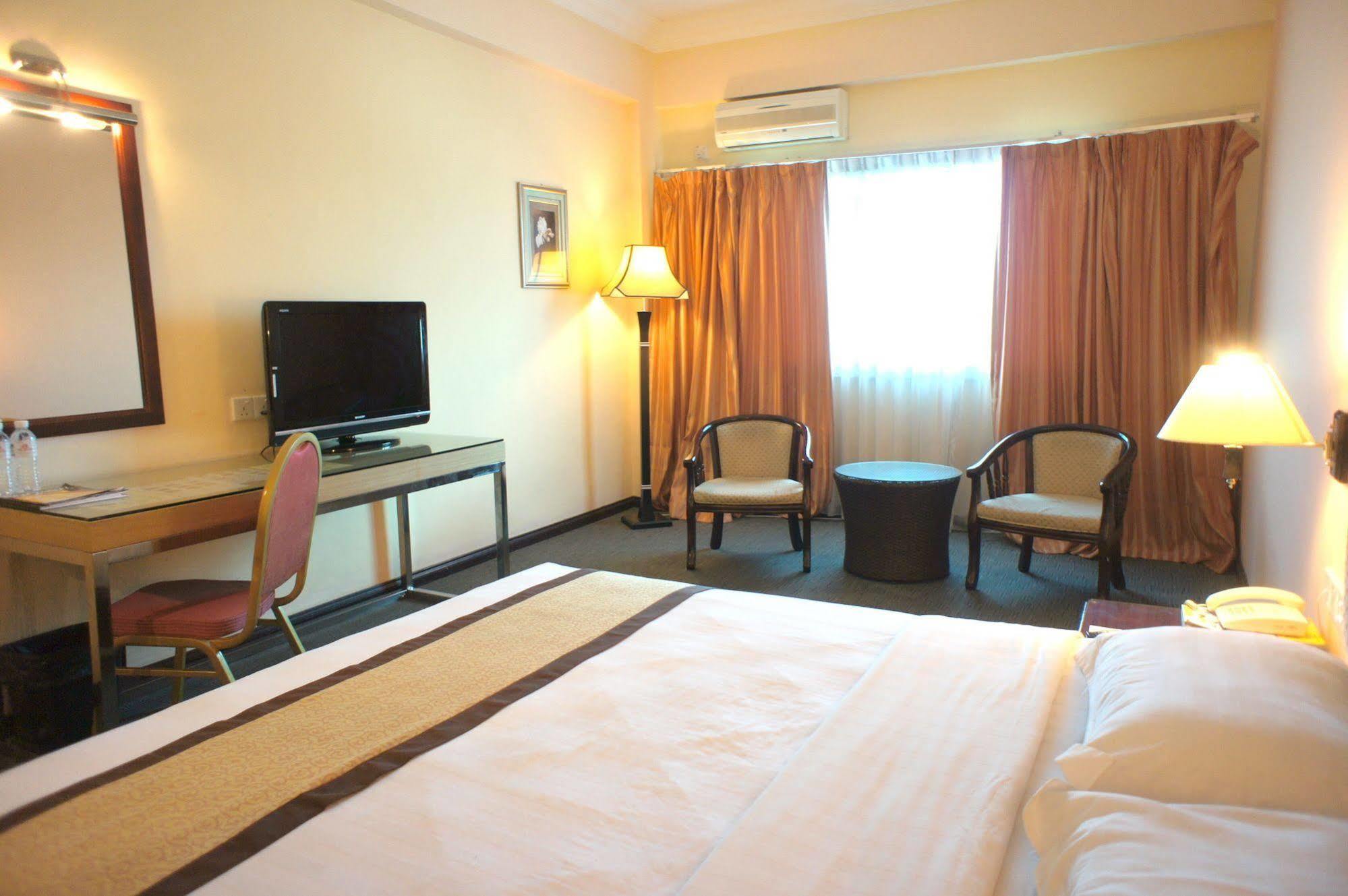 Tyng Garden Hotel SDK Екстериор снимка