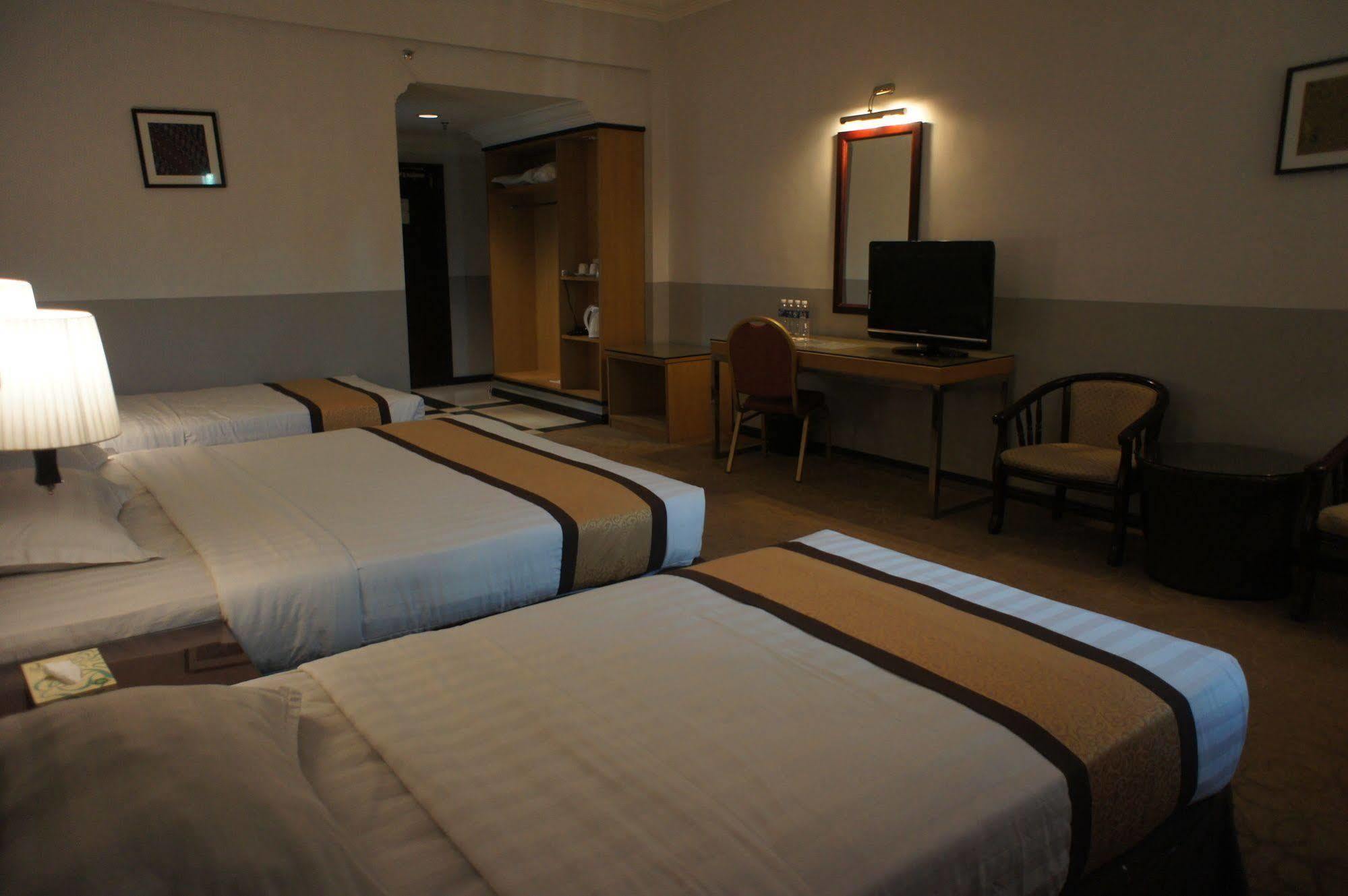Tyng Garden Hotel SDK Екстериор снимка