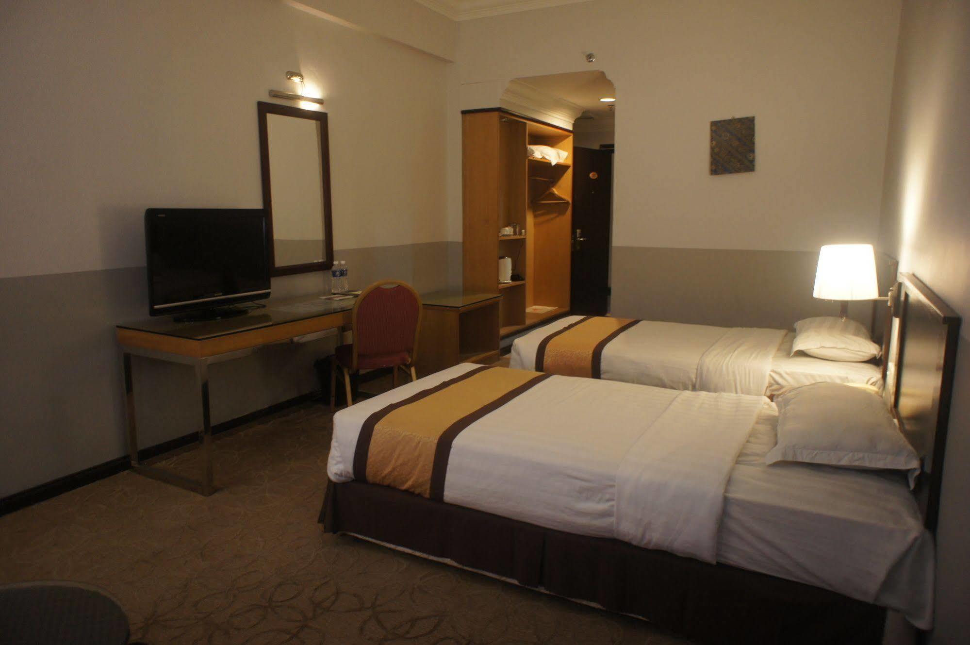 Tyng Garden Hotel SDK Екстериор снимка